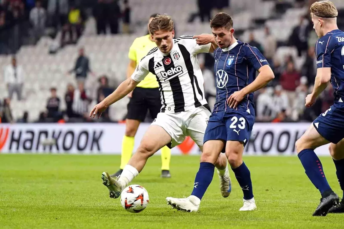 Beşiktaş – Malmö: İlk Yarı Golsüz Beraberlik