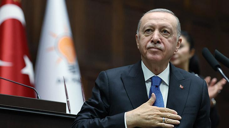 CANLI ANLATIM AK Parti’de kongre heyecanı! MHP’den anlamlı hediye