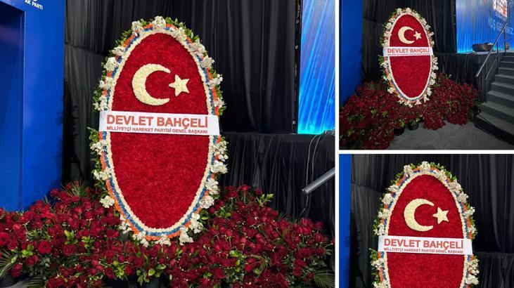 MHP’den AK Parti kongresine özel çiçek aranjmanı! Semboller dikkat çekti
